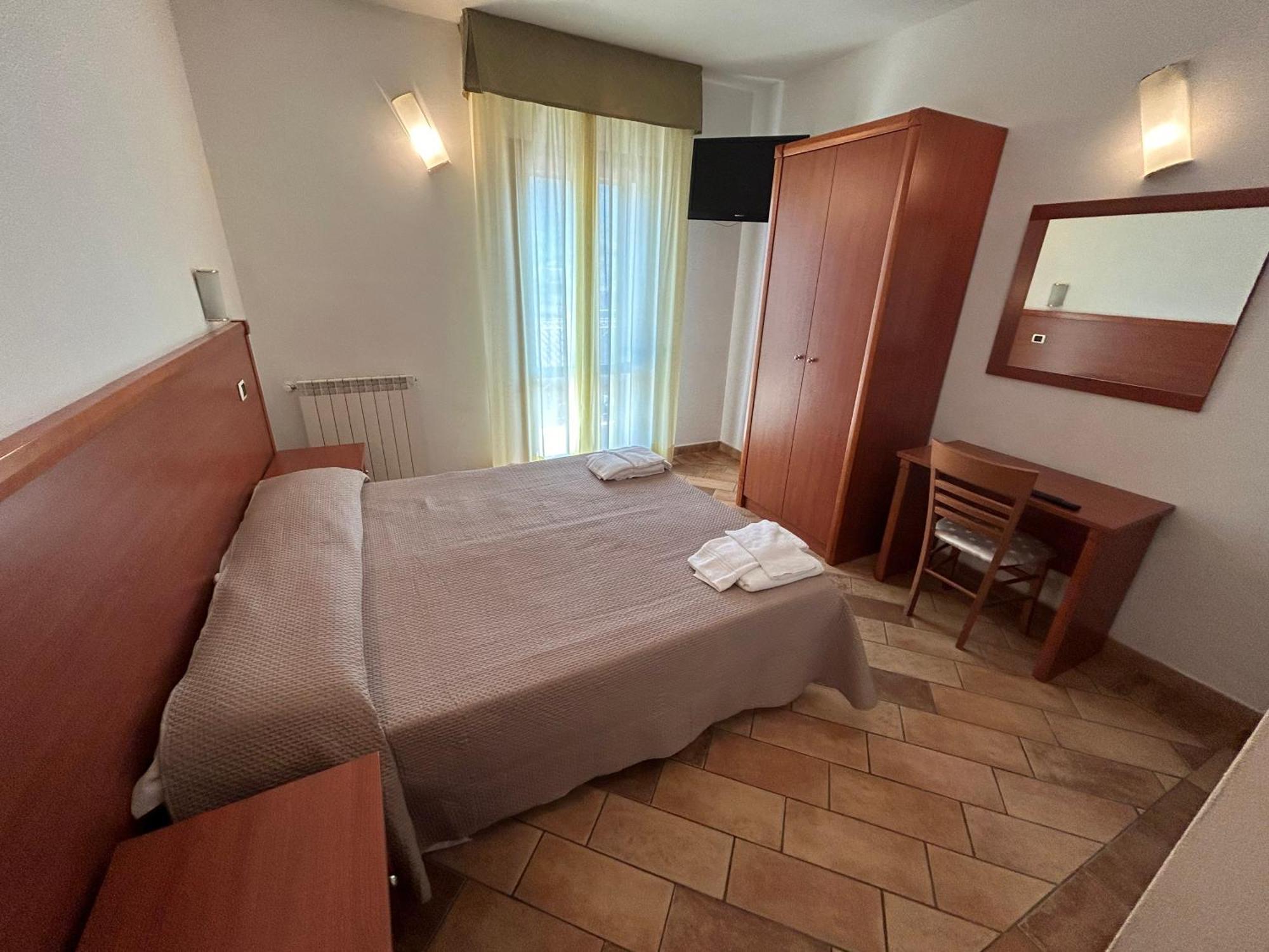 Hotel Gans Cascia Bagian luar foto