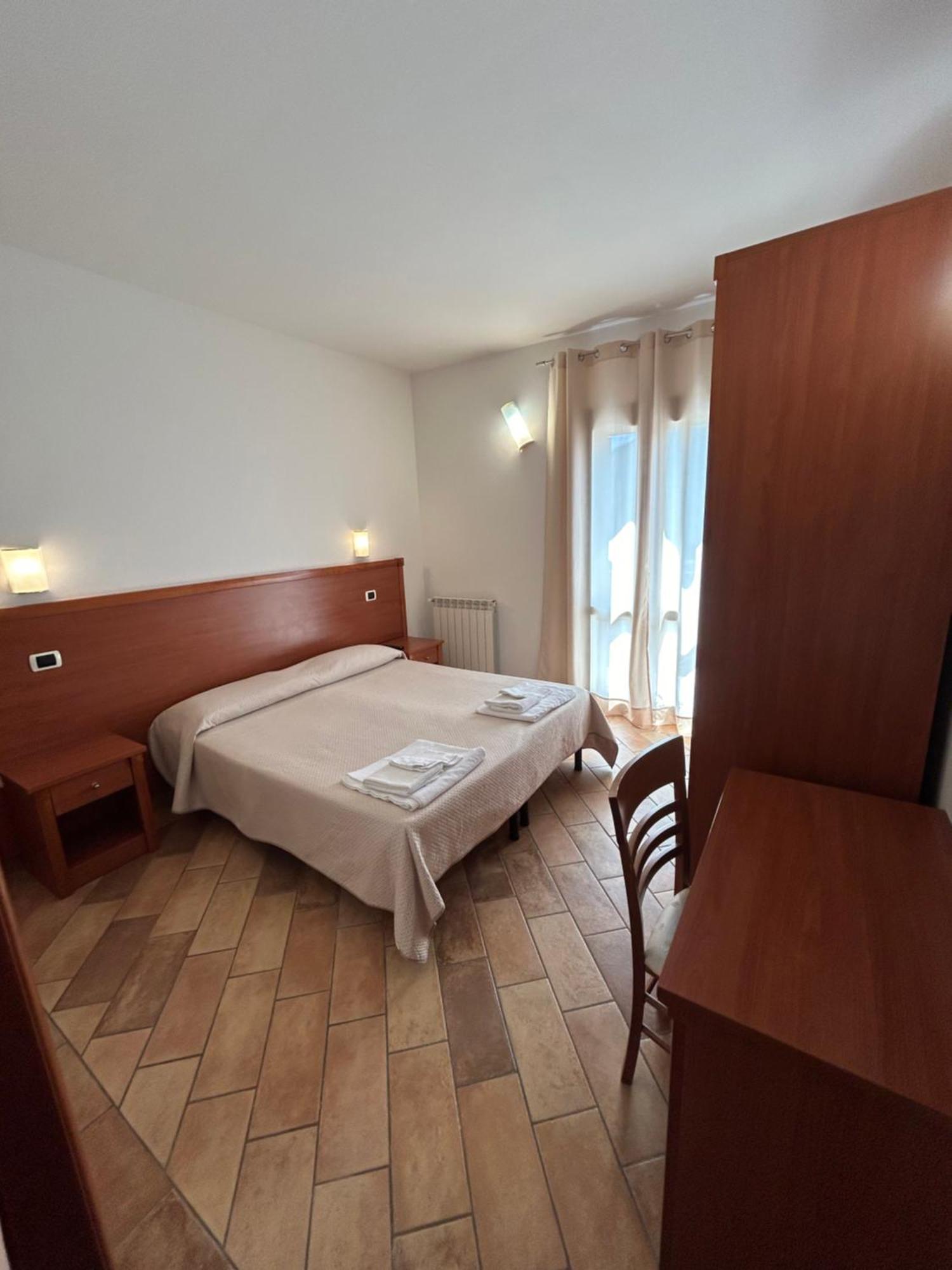 Hotel Gans Cascia Bagian luar foto